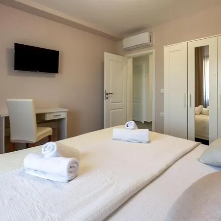 House Vidovic By Guide Vila Mliniste