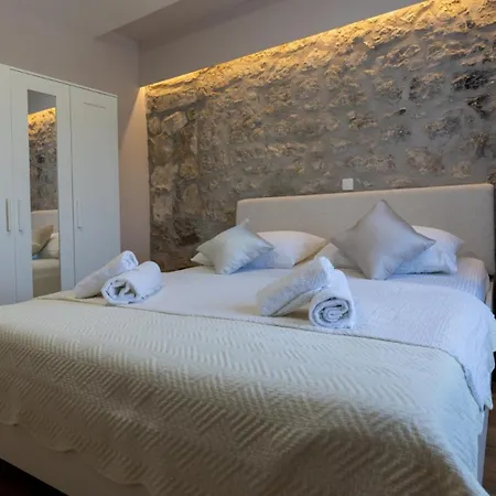 Villa House Vidovic By Guide *